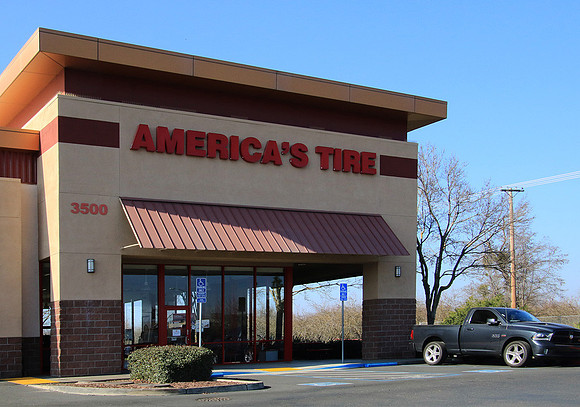 2022-01-26-Tire Shop